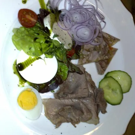 - Landgasthof Winklehner Guest house