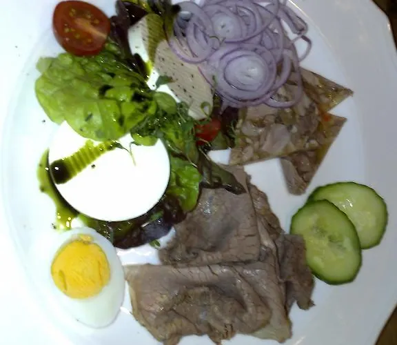 - Landgasthof Winklehner Guest house